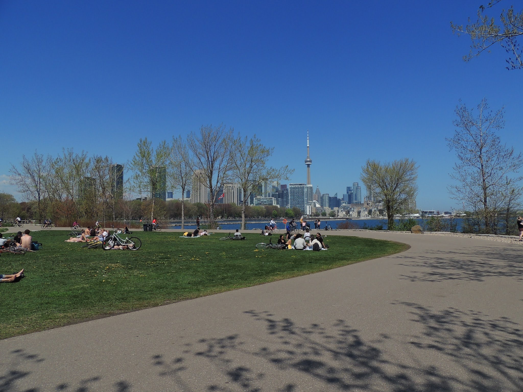 Gathering lawn at Trillium Park